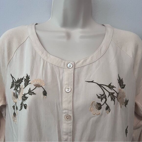 J.Jill Embroidered Woven Floral Button Down Long Sleeve Shirt Size S - Picture 2 of 9